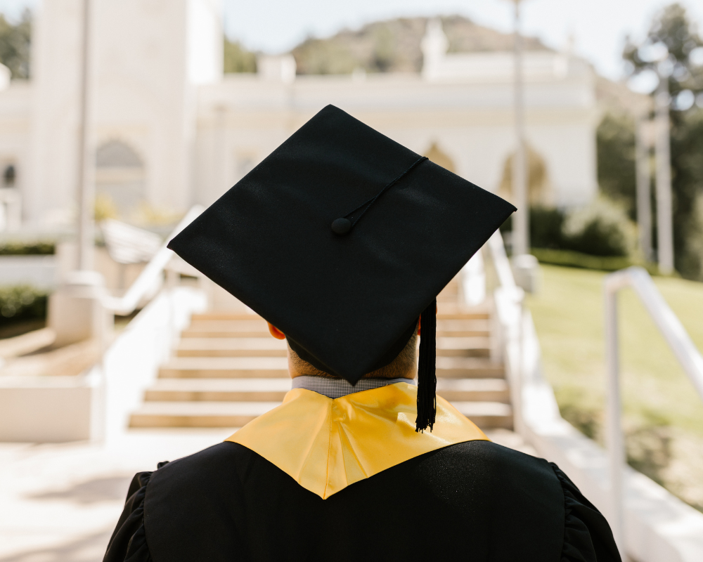 How New Graduate Physician Assistants Can Land Their First Job_ Essential Tips for Success